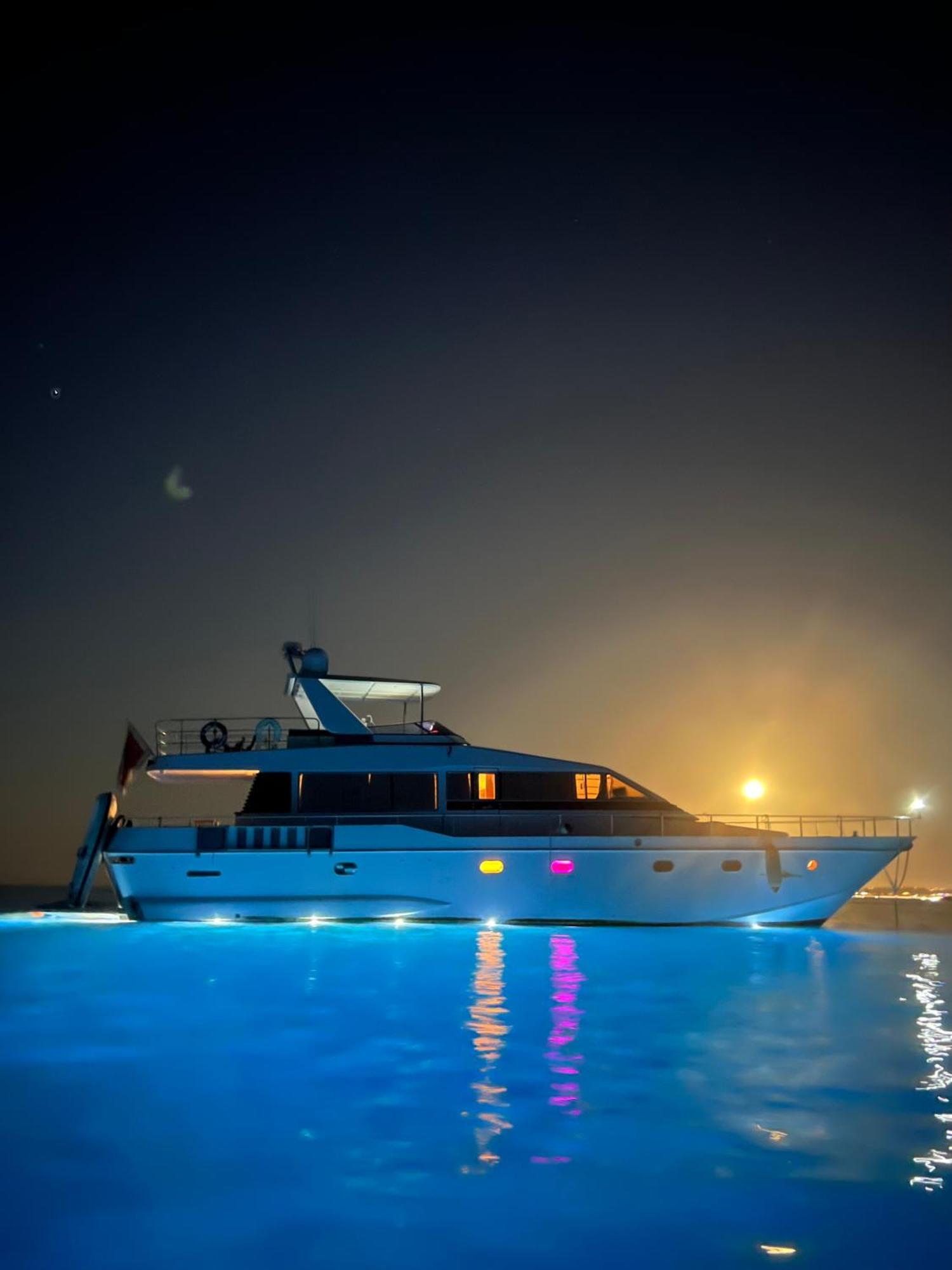 ホテル Riti Yacht Kalkara エクステリア 写真