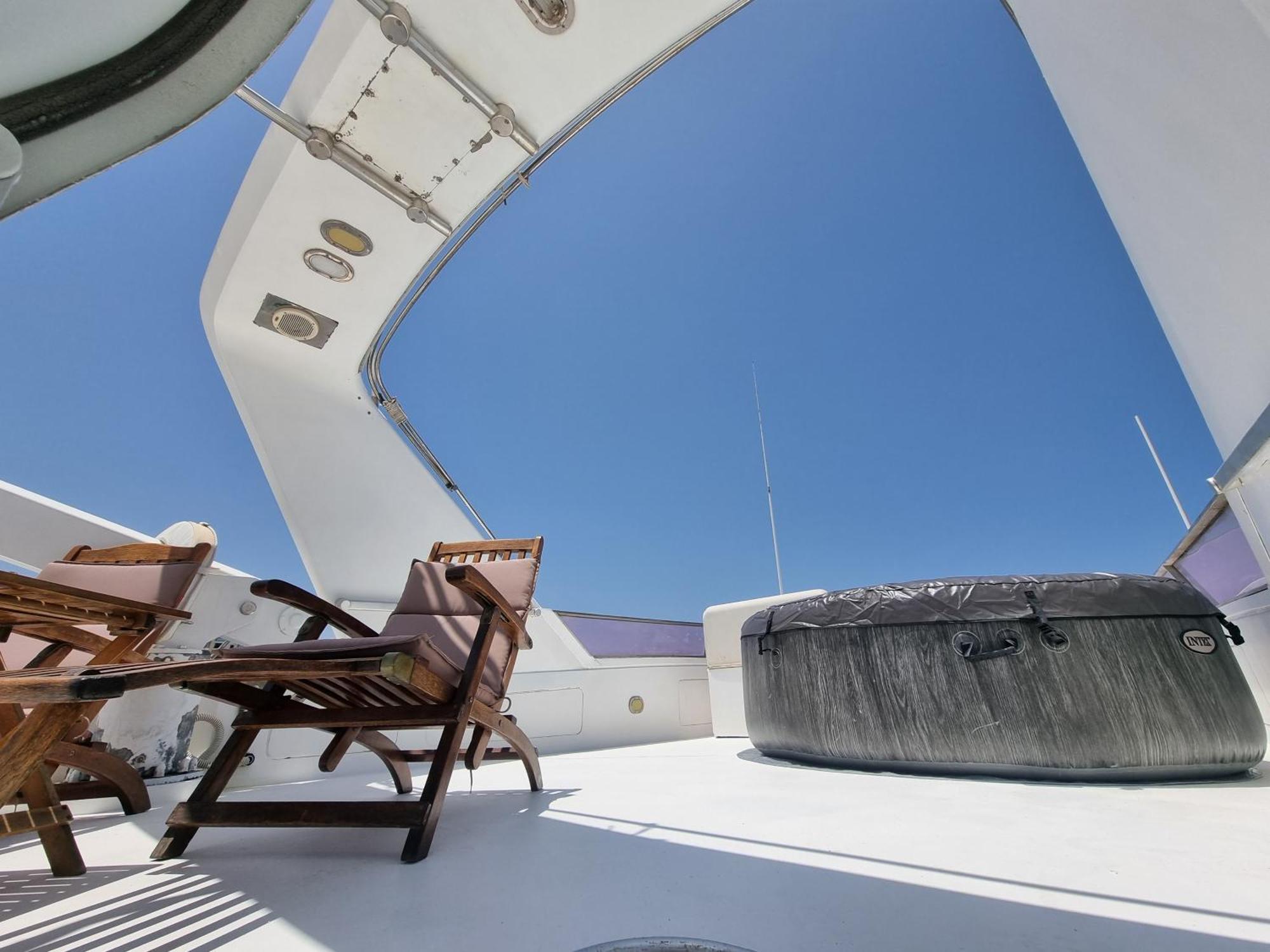 ホテル Riti Yacht Kalkara エクステリア 写真
