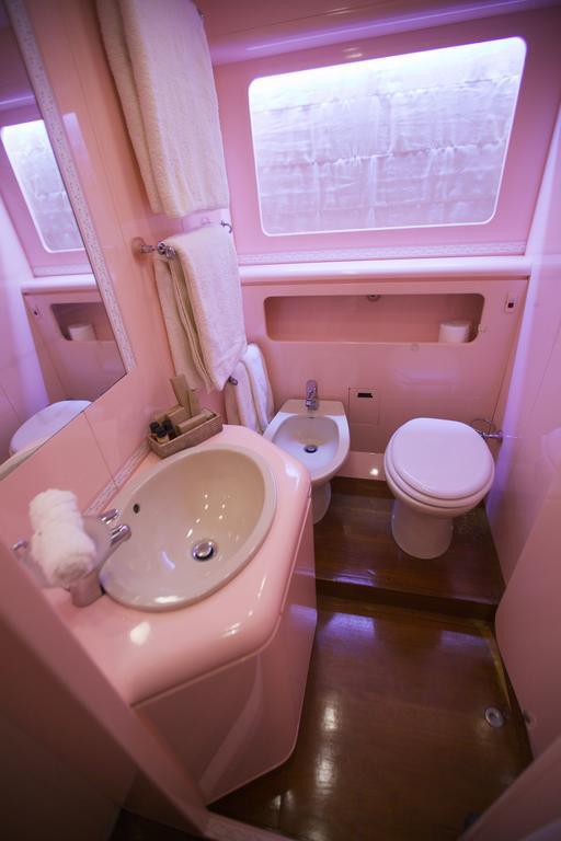 ホテル Riti Yacht Kalkara エクステリア 写真