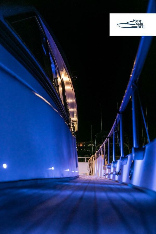 ホテル Riti Yacht Kalkara エクステリア 写真