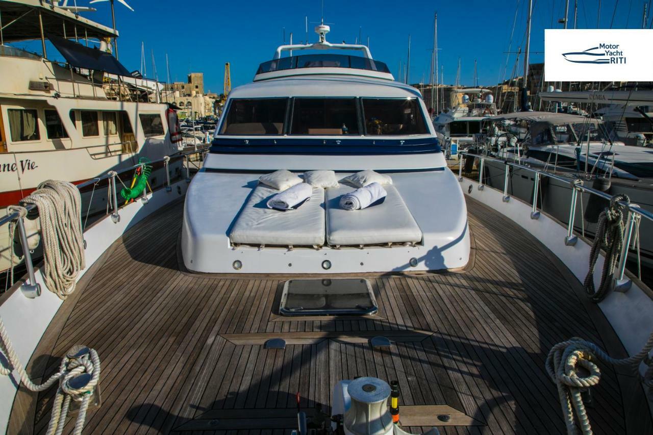 ホテル Riti Yacht Kalkara エクステリア 写真